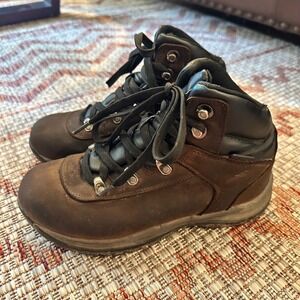 NEVADOS | Women's Waterproof Brown Leather Lace Up Hiking Boots, 7W